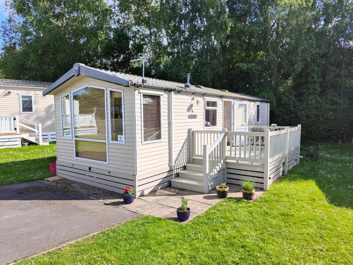 Holiday Home Sleeps Six Saint Leonards Exterior photo